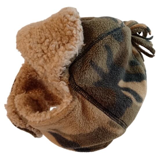 Baby Gap Other - Baby Gap Camo Fleece Trapper Hat Winter Toddler Size M/L 4-5 years